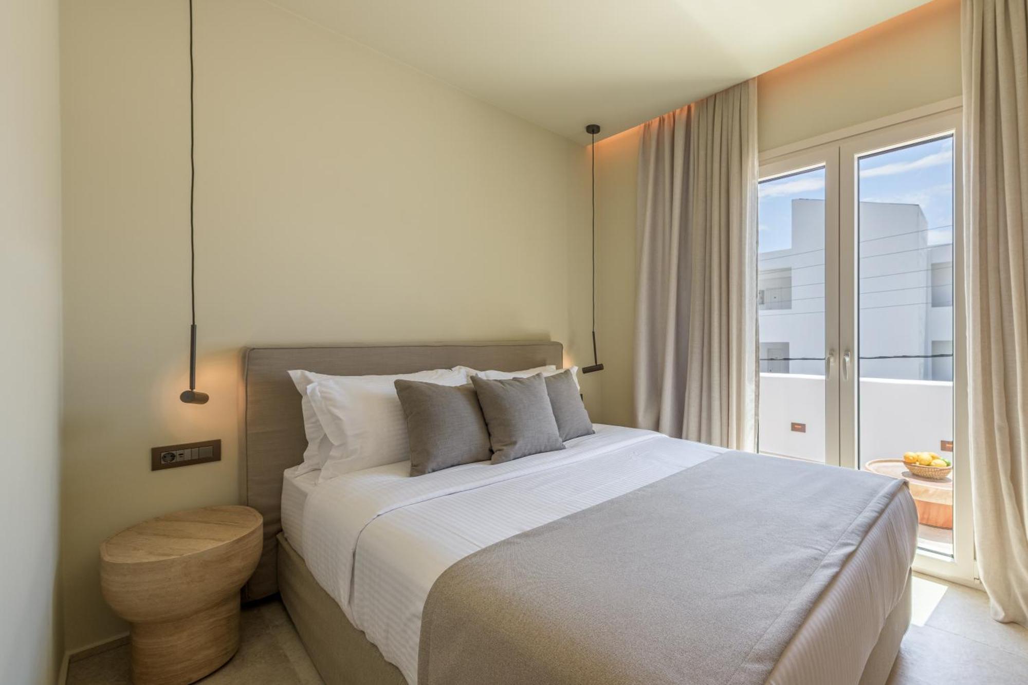 Eleni Hotel Adamantas (Milos)