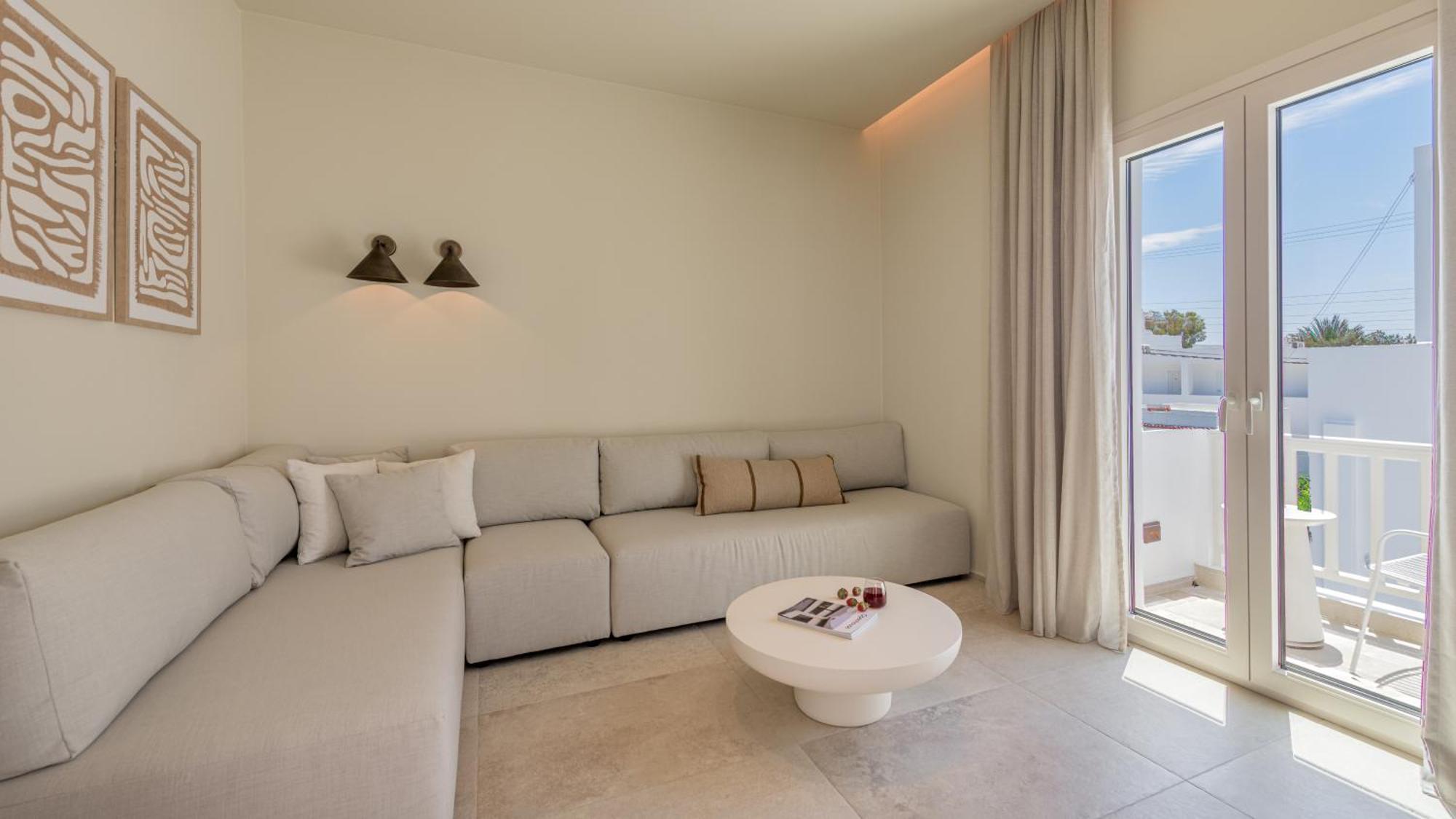 Eleni Hotel 2*